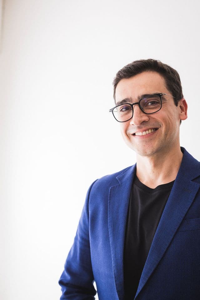Dr. Emiliano Arantes